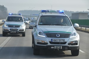 poruszanie się pojazdów w kolumnie