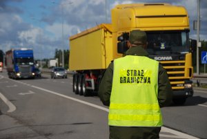 Funkcjonariusz Straży Granicznej. Fot. MOSG Funkcjonariusz Straży Granicznej. Fot. MOSG