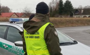 Fot. MOSG Funkcjonariuszka SG w patrolu drogowym.