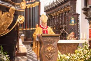 Fot. A. Kubiak Uroczysta msza święta w Katedrze Oliwskiej w Gdańsku.