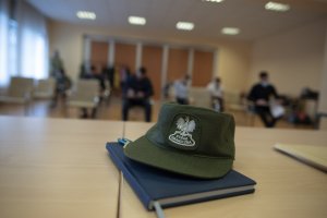 Fot. Andrzej Kubiak Sala konferencyjna Morskiego Oddziału Straży Granicznej. Rozpoczęcie przez kandydatów do służby w Morskim Oddziale Straży Granicznej testu z wiedzy ogólnej o formacji.