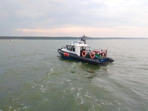 Fot. MOSG Jednostki Straży Granicznej, SAR i Straży Pożarnej w akcji ratunkowej na Zalewie Wiślanym.