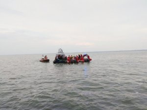 Fot. MOSG Jednostki Straży Granicznej, SAR i Straży Pożarnej w akcji ratunkowej na Zalewie Wiślanym.