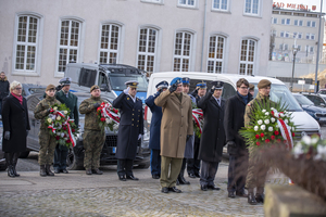 Fot. Andrzej Kubiak Komendant Morskiego Oddziału Straży Granicznej kontradmirał SG Andrzej Prokopski podczas uroczystości w Gdyni i Gdańsku z okazji 80. rocznicy powołania Armii Krajowej.
