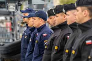 Fot. por. mar. Dariusz Przybysz/3. FO Funkcjonariusze KDSG na pokładzie ORP Wodnik.