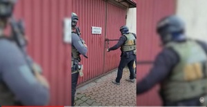 Zlikwidowana fabryka papierosów i krajalnie tytoniu Wspólna akcja Straży Granicznej, CBŚP i KAS . Przechwycone towary akcyzowe.
