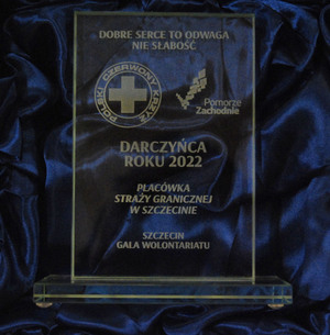 Statuetka "Darczyńca Roku 2022" Statuetka &quot;Darczyńca Roku 2022&quot;