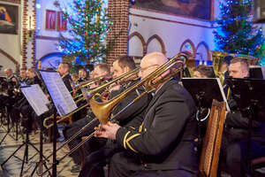 Orkiestra MOSG w czasie koncertu. Orkiestra MOSG w czasie koncertu.