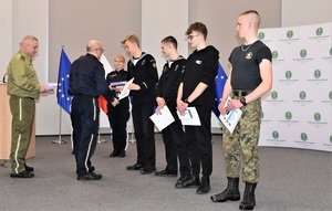 Szkoły średnie rywalizują z wiedzy o Straży Granicznej. Fot. COSSG Szkoły średnie rywalizują z wiedzy o Straży Granicznej. Fot. COSSG