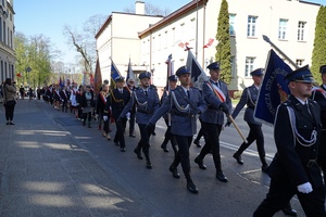 Wojewódzkie obchody 232. rocznicy uchwalenia Konstytucji 3 maja w Kartuzach. Fot. KWP w Gdańsku Wojewódzkie obchody 232. rocznicy uchwalenia Konstytucji 3 maja w Kartuzach. Fot. KWP w Gdańsku