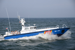Jednostka pływająca SG-215 w morskim patrolu. Jednostka pływająca SG-215.