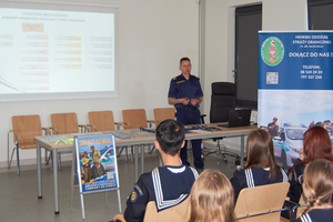 Funkcjonariusze SG podczas przedsięwzięć promocyjnych. Fot. k. Szczepkowski Funkcjonariusze SG podczas przedsięwzięć promocyjnych. Fot. k. Szczepkowski