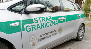 Pojazd służbowy Straży Granicznej. Fot. MOSG Pojazd służbowy Straży Granicznej. Fot. MOSG