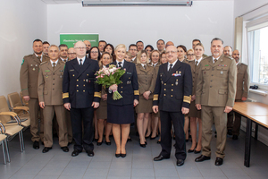 Wręczenie kmdr por. SG Katarzynie Góreckiej-Berenc aktu powołania na stanowisko komendanta. Fot. Ł. Gano Wręczenie kmdr por. SG Katarzynie Góreckiej-Berenc aktu powołania na stanowisko komendanta. Fot. Ł. Gano