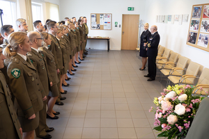 Wręczenie kmdr por. SG Katarzynie Góreckiej-Berenc aktu powołania na stanowisko komendanta. Fot. Ł. Gano Wręczenie kmdr por. SG Katarzynie Góreckiej-Berenc aktu powołania na stanowisko komendanta. Fot. Ł. Gano