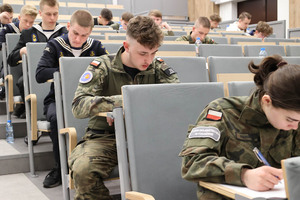 Szkoły średnie rywalizują z wiedzy o Straży Granicznej. Fot. WSSG, MOSG 