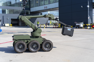 Robot pirotechniczny. Fot. A. Kubiak Robot pirotechniczny. Fot. A. Kubiak