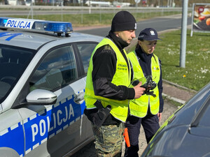 Funkcjonariusze Straży Granicznej i Policji prowadzą kontrole przy granicy z Niemcami Funkcjonariusze Straży Granicznej i Policji prowadzą kontrole przy granicy z Niemcami