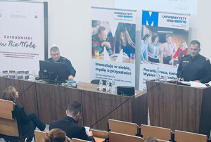 Oficer z MOSG wygłasza referat na Uniwersytecie WSB Merito w Gdańsku. Fot. MOSG Oficer z MOSG wygłasza referat na Uniwersytecie WSB Merito w Gdańsku. Fot. MOSG