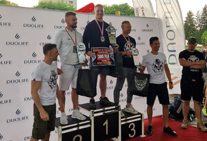 Zwycięzcy na podium Zwycięzcy na podium
