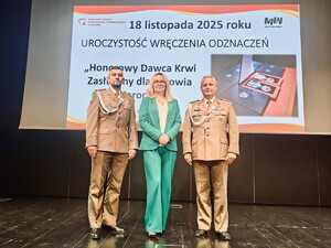 Odznaczeni funkcjonariusze SG odznaką „Honorowy Dawca Krwi – Zasłużony dla Zdrowia Narodu”. Fot. MOSG Odznaczeni funkcjonariusze SG odznaką „Honorowy Dawca Krwi – Zasłużony dla Zdrowia Narodu”. Fot. MOSG