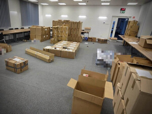 Papierosowa kontrabanda w Reszlu. Fot. MOSG Papierosowa kontrabanda w Reszlu. Fot. MOSG