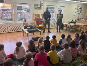 Mundurowi promują służbę w MOSG Fot. MOSG Mundurowi promują służbę w MOSG Fot. MOSG