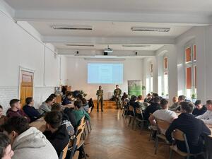 Mundurowi promują służbę w MOSG Fot. MOSG Mundurowi promują służbę w MOSG Fot. MOSG