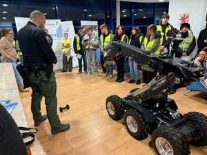 Mundurowi promują służbę w MOSG Fot. MOSG Mundurowi promują służbę w MOSG Fot. MOSG