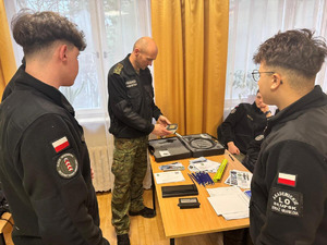 Mundurowi promują służbę w MOSG Fot. MOSG Mundurowi promują służbę w MOSG Fot. MOSG