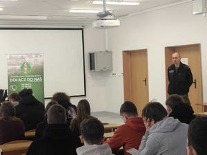 Mundurowi promują służbę w MOSG Fot. MOSG Mundurowi promują służbę w MOSG Fot. MOSG