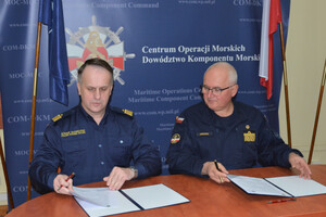 Komendant MOSG i Dowódca COM-DKM podpisują plan współdziałania. Fot. COM-DKM Komendant MOSG i Dowódca COM-DKM podpisują plan współdziałania. Fot. COM-DKM