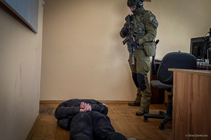 Funkcjonariusze SG rozbijają zorganizowaną grupę przestępczą. Fot. SG Funkcjonariusze SG rozbijają zorganizowaną grupę przestępczą. Fot. SG