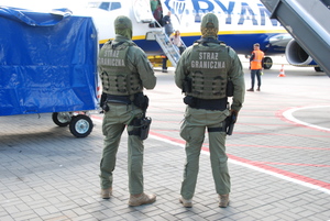 Funkcjonariusze z Zespołu Interwencji Specjalnych. Fot. MOSG Funkcjonariusze z Zespołu Interwencji Specjalnych. Fot. MOSG