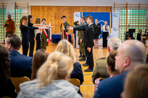Uroczyste ślubowanie uczniów klas pierwszych Fot. MOSG Uroczyste ślubowanie uczniów klas pierwszych Fot. MOSG