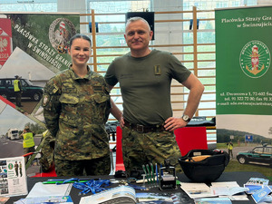 Funkcjonariusze MOSG zachęcali do wstąpienia w szeregi SG Fot. MOSG Funkcjonariusze MOSG zachęcali do wstąpienia w szeregi SG Fot. MOSG