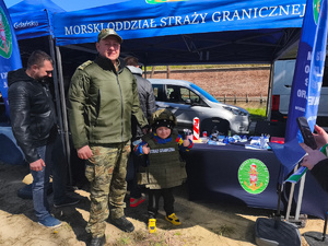 Funkcjonariusze SG na pikniku PCK w Gdańsku. Fot. MOSG Funkcjonariusze SG na pikniku PCK w Gdańsku. Fot. MOSG