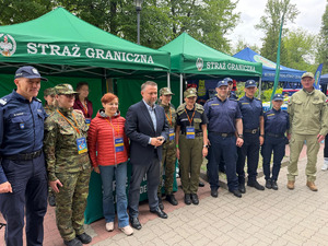 Funkcjonariusze MOSG podczas Dnia Dziecka Fot. MOSG Funkcjonariusze MOSG podczas Dnia Dziecka Fot. MOSG