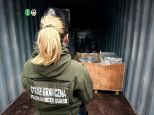Funkcjonariusze z Morskiego Oddziału Straży Granicznej w Gdańsku rozbili międzynarodowy gang Fot. MOSG Funkcjonariusze z Morskiego Oddziału Straży Granicznej w Gdańsku rozbili międzynarodowy gang Fot. MOSG