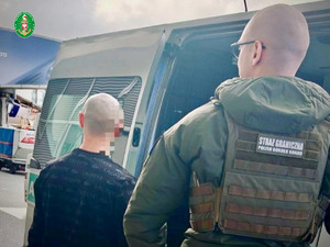Deportacja cudzoziemców przez funkcjonariuszy MOSG Fot.MOSG Deportacja cudzoziemców przez funkcjonariuszy MOSG Fot.MOSG